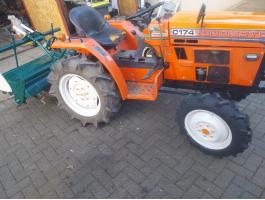 Hinomoto 17LE 4x4 japán kistraktor talajmaróval eladó