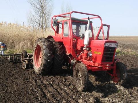 MTZ 50-es traktor eladó