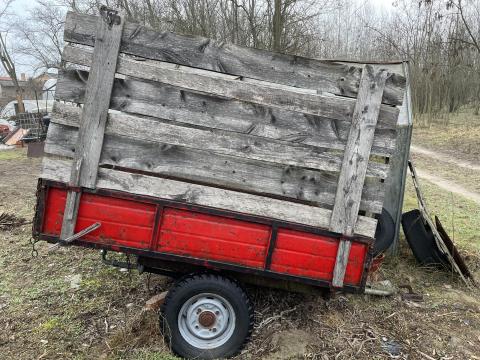 T-16 traktorhoz billenőplató eladó