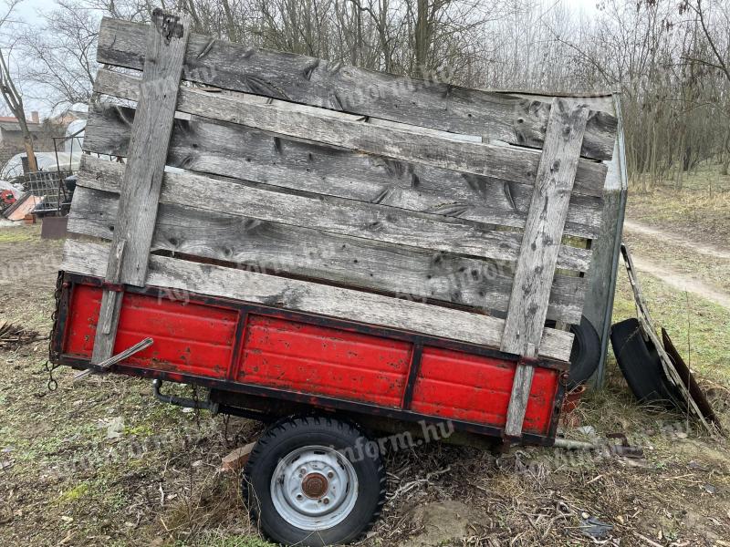 T-16 traktorhoz billenőplató eladó