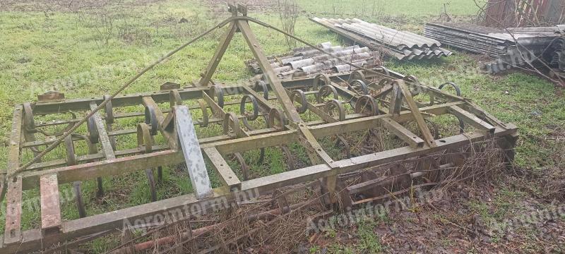 Rugókapás kombinátor