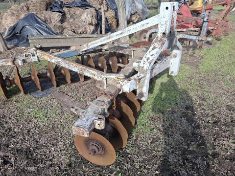 Eladó függesztett nehéz tárcsa