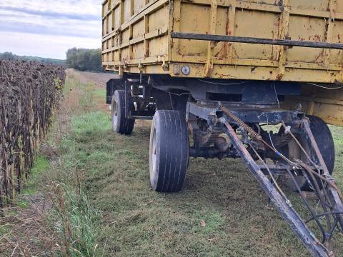 Bss 6meteres potkocsi muszakival elado Bss 6meteres potkocsi muszakival elado