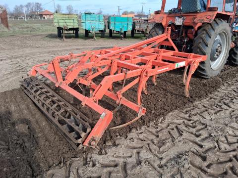 Pöttinger Landsberg 11+2 kapás gruber gyári elmunkálóval és rögtörőhengerrel