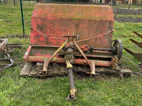 Szárzúzó Szárzúzó