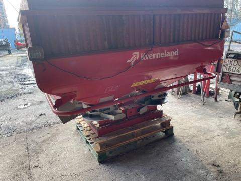 Kwerneland műtrágyaszoró