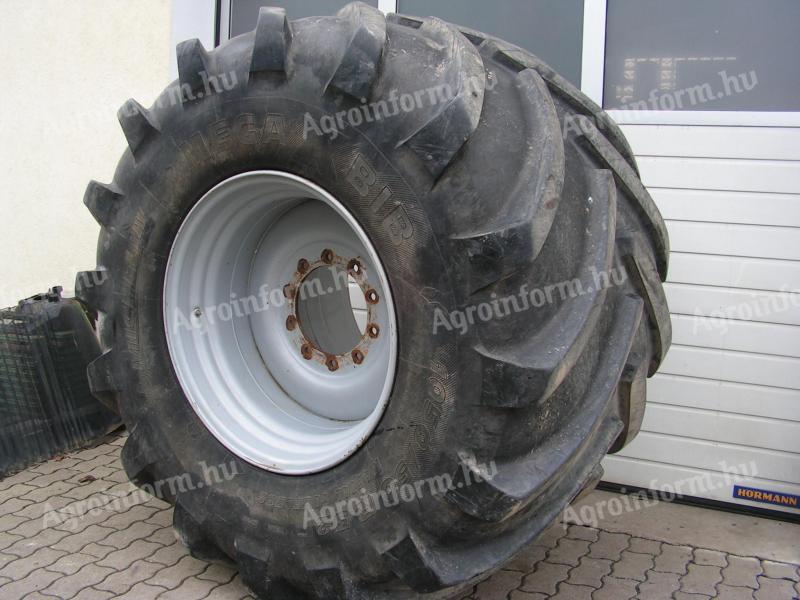 John Deere,  Claas 1050/50R32 kombájn kerék