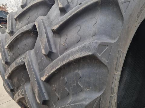 BKT 620/70R42 Traktor gumi