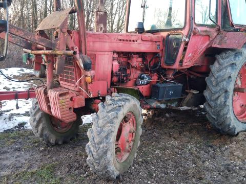 MTZ 82 KCR daruval, rönkfogó kanállal eladó