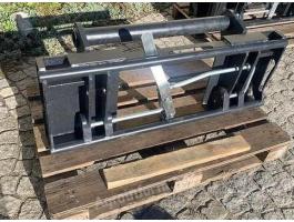 Rakodó felfogatás átalakító adapter,  minden rakodóhoz