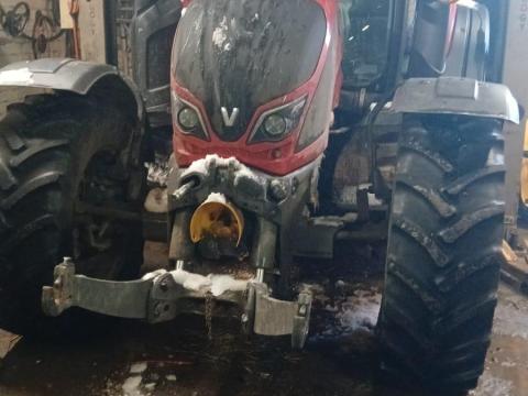 Valtra N124 - 1845 órás- 0%Áfa-Leszállítva-Front TLT