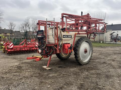 Holder 2700/21 vontatott szántóföldi permetező Holder 2700/21 vontatott szántóföldi permetező