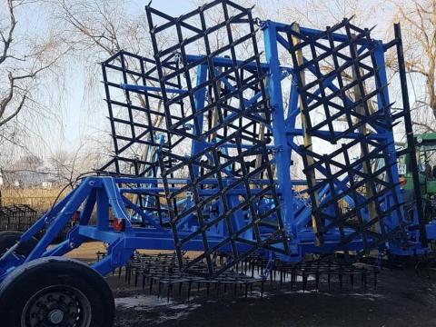 Vontatott fogasborona és simító eladó