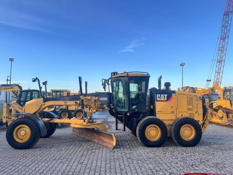 Caterpillar 140M / 2011 / 11 201 üzemóra / Lízing 20%-tól