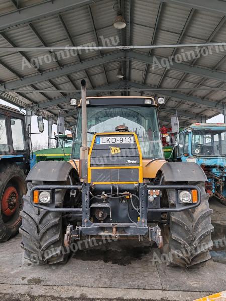 JCB Fastrac traktor,  1996-os évjárat,  8197 üzemóra