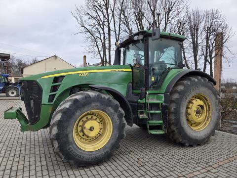Eladó használt JD 8330 traktor
