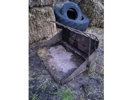 Homlokrakodó kanál