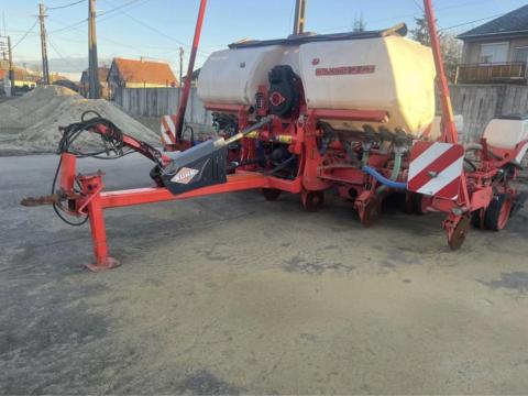Kuhn Maxima 2 szemenkénti vetőgép eladó