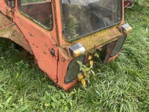 Eladó mtz kisfülke és motorháztető