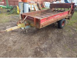 Schrock trágyaszóró 