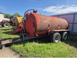 Detk 138-as szippantó 8000 l-es eladó