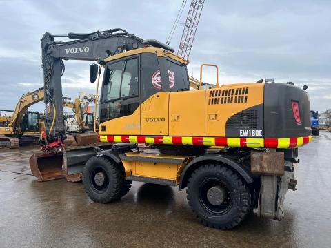 Volvo EW180 C / 2010 / 12.475 üzemóra / Lízing 20%-tól