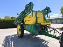 John Deere M740i vontatott permetező 24 m