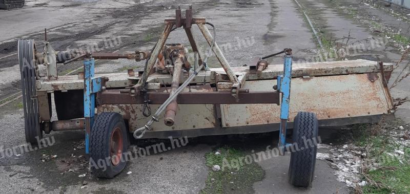 6900 Makó – Dughagyma-seprű eladó talajműveléshez