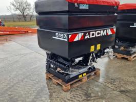 DCM S18M,  1600 literes műtrágyaszóró