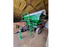 Dönder CGSA T 2500 Pro vontatott műtrágyaszóró eladó