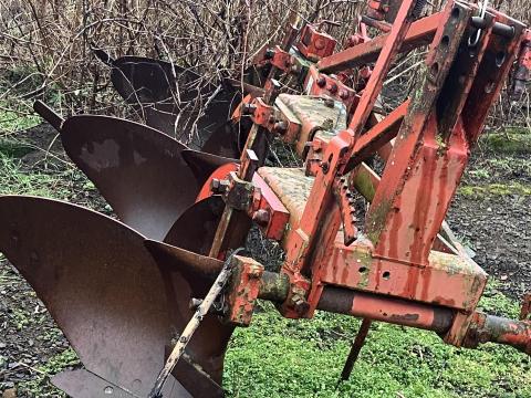 Vogel Noot Farmer eke eladó jó állapotban