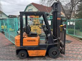 Toyota 1,5 tonnás targonca (V-4152)