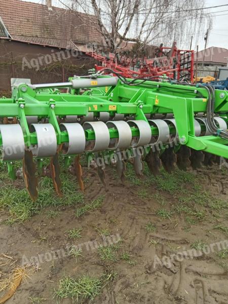 Bomet típusú tárcsa