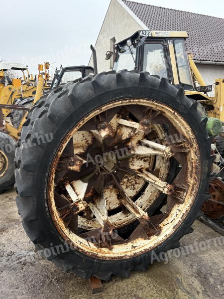 9.5*48-as ikerkerék eladó