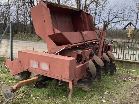 4 soros burgonya ültető