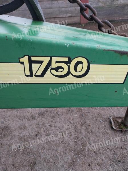 John Deere 1750 szemenkénti vetőgép