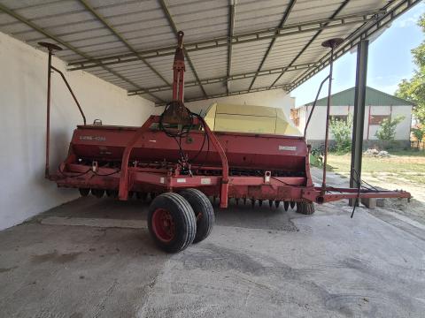 IH Kühne 6200 gabonavető eladó