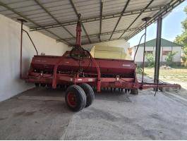 IH Kühne 6200 gabonavető eladó