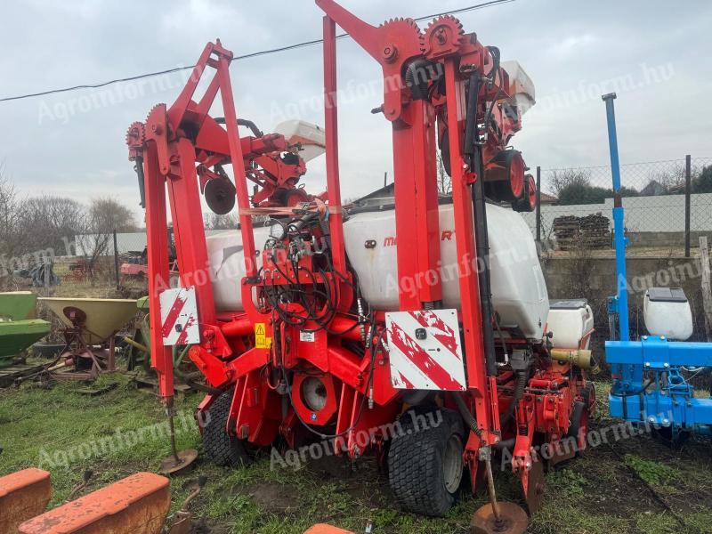 KUHN MAXIMA RT 8R, 8 SOROS TÁRCSÁS VETŐGÉP,  MŰTRÁGYAADAGOLÓVAL,  VETÉSELLENŐRZŐVEL