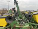 John Deere 1760 12 soros szemenkénti vetőgép