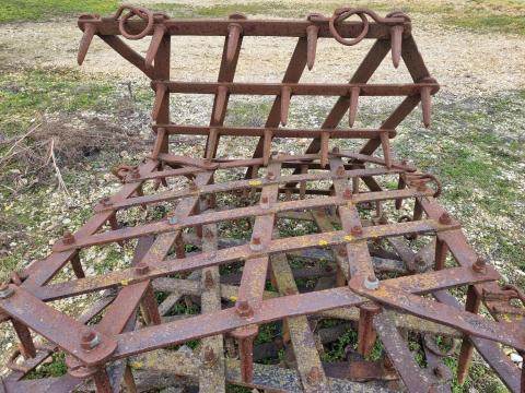 Boronalevél eladó Boronalevél eladó