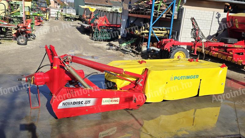 Pöttinger NovaDisc 225 diszkes kasza
