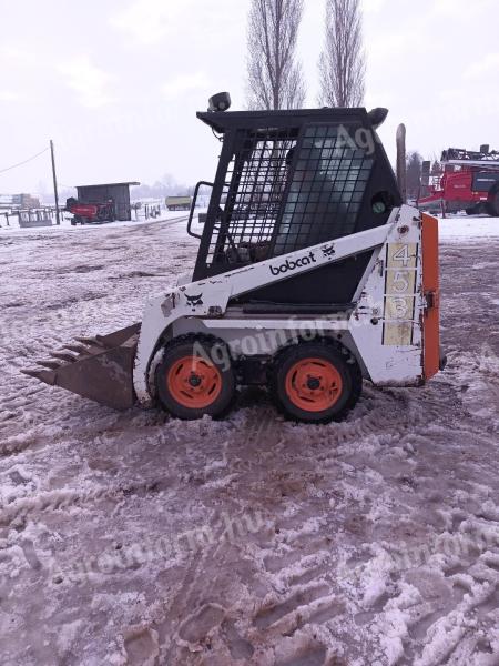 Bobcat 453