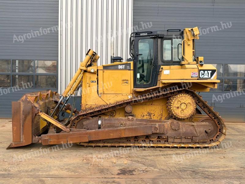 Caterpillar D6TXL / 2011 / 9071 üzemóra / Lízing 20%-tól