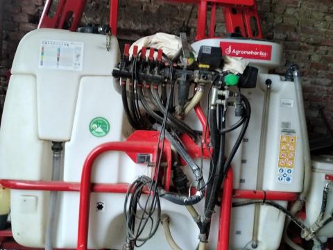 Szántóföldi permetező eladó – Agromechanika 600 literes Szántóföldi permetező eladó – Agromechanika 600 literes