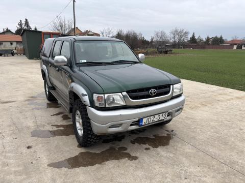Toyota Hilux 2004, folyamatosan karbantartott, 2 év friss műszakival Toyota Hilux 2004, folyamatosan karbantartott, 2 év friss műszakival