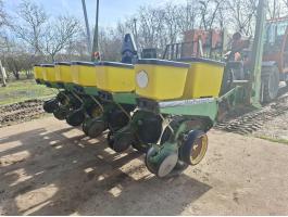 John Deere 7200[1750] vetőgép eladó