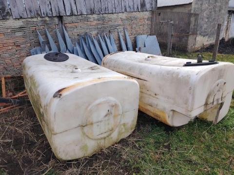 Műanyag tartály eladó Műanyag tartály eladó