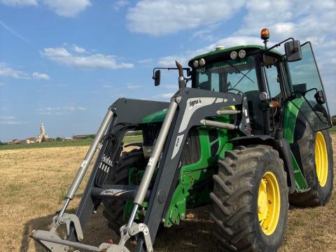 John Deere 6930 Premium traktor eladó John Deere 6930 Premium traktor eladó