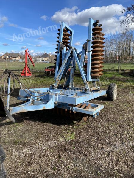 Leták gyűrűshenger